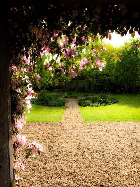 Starnash Farmhouse Bed And Breakfast Hailsham Buitenkant foto